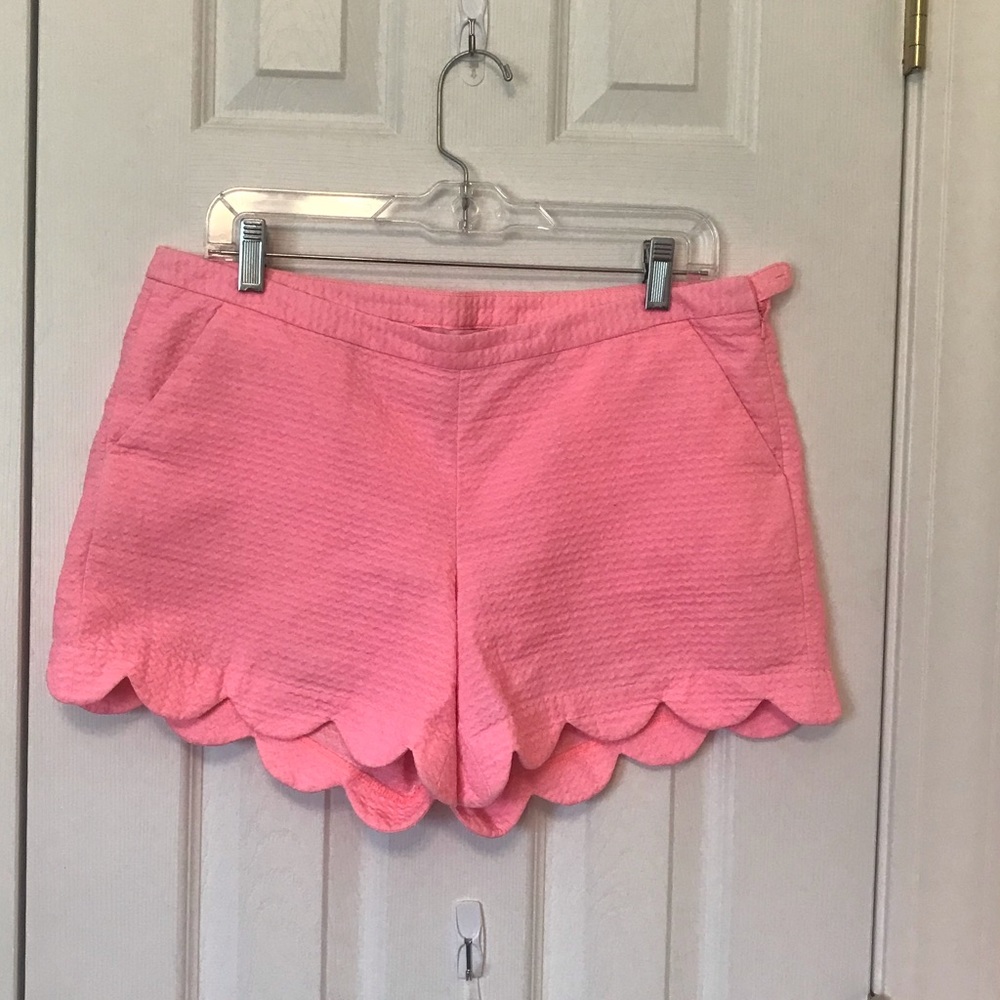 GUC Lilly Pulitzer Magnolia Shorts 8 Guava Melon